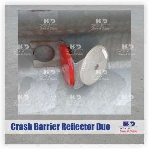 Crash Barrier Reflector