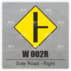 W002R - Side Road on Right - Junction with Road of Lesser Importance